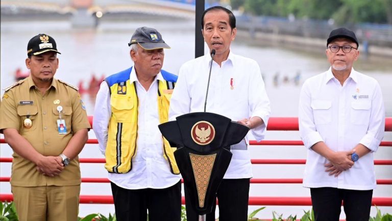 Presiden Jokowi Terbang ke Jateng untuk Bagi-Bagi Sertifikat Tanah