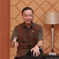 Tom Lembong Bicara tentang Daya Beli Masyarakat