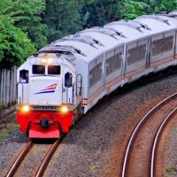 Kecelakaan KA Argo Bromo Anggrek Jadi Alarm Pembenahan Sistem Keselamatan Perkeretaapian Nasional