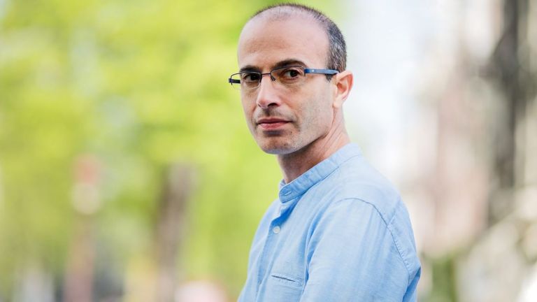 6 Rekomendasi Buku Karya Yuval Noah Harari, Dijamin Bikin Kamu Lebih Kritis!