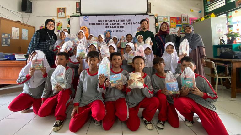 Lanjutkan Inisiatif #LiterasiButuhAksi, Olenka Kembali Gelar Kampanye Minat Baca di Jakarta