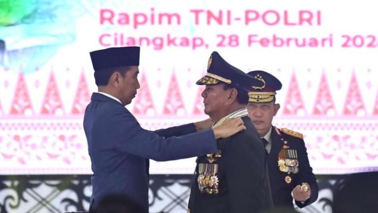 Polemik Pangkat Jenderal Bintang 4 Buat Prabowo Subianto