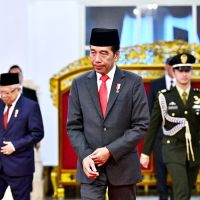 Lewat Keppres 21/2024, Jokowi Tunjuk Hadi Tjahjanto Jadi Ketua Satgas Pemberantasan Judi Online