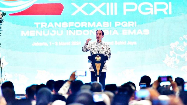 Jokowi Minta Polisi Netral di Pilkada 2024