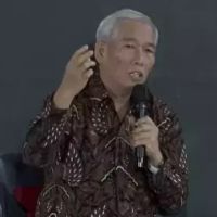 Kiat Cerdas Lo Kheng Hong Tanam Uang di Obligasi dan Reksa Dana