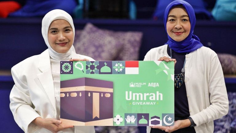 Didukung AQUA, Muslim Pro Siapkan Hadiah Umrah bagi Masyarakat Indonesia