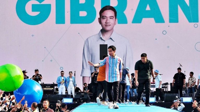 Jlebbb... Jokowi Dinasihati PDIP