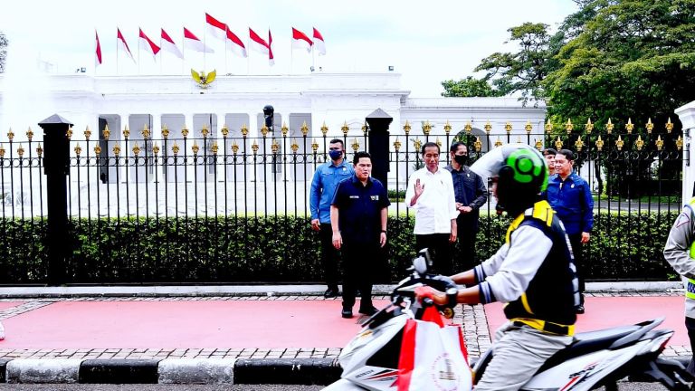 Presiden Jokowi Tegaskan Program Bantuan Sosial Harus Diteruskan