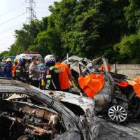 5 Fakta Laka Maut di Tol Jakarta-Cikampek