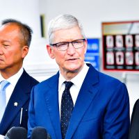 Mendorong Investasi Apple di Indonesia: Peluang dan Tantangan dalam Era Digital