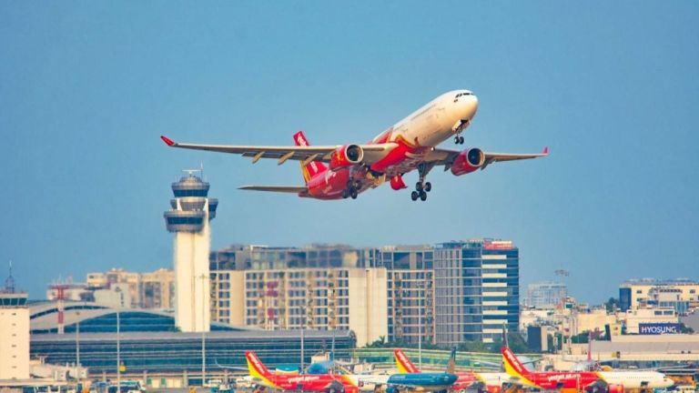 Pendapatan Capai Rp11,4 Triliun di Q1, Vietjet Bidik 27 Juta Penumpang dan Dividen 25% di Tahun 2024