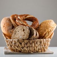 Menilik Fenomena Breadcrumbing dalam Bisnis, Memikat Pelanggan dengan Roti Gratis
