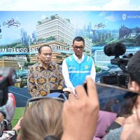 Prabowo Sibuk Urus Gempa NTT dan Karhutla, Jokowi Sibuk Diskusi Pra Makar!
