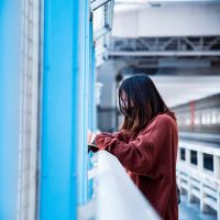 Mood Swing Bukan Sekadar Perubahan Emosi Biasa, Kenali Pemicunya