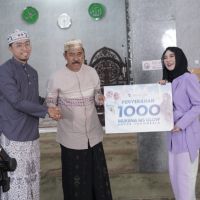 MS GLOW Beauty Berbagi 1.000 Mukena untuk Masjid dan Musala di Banyak Kota di Indonesia