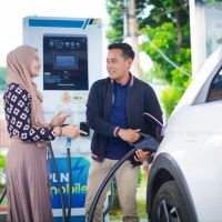 Investor Perlu Bersiap, Finex Sebut Indonesia di Pusaran Transisi Energi