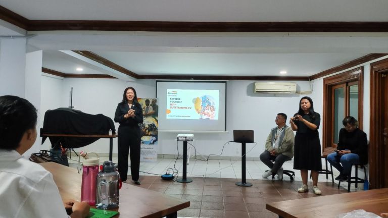 Danamon Gelar Program Literasi Pengembangan Skill dan Self-Branding bagi 68 Orang Penyandang Disabilitas