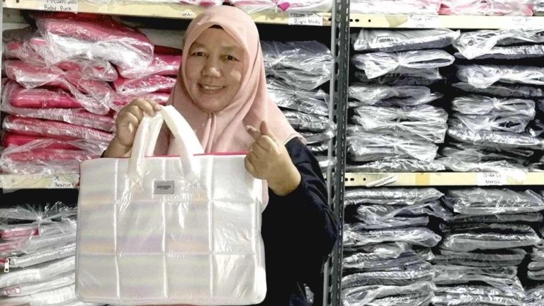 Lewat Asfour Limitless, Wanita 54 Tahun Ini Berhasil Taklukkan Pasar Malaysia hingga Meksiko