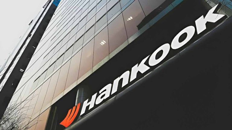 Perjalanan Hankook Tire Mengekspansi Dunia Balap dan Upaya Membidik Pasar Global Lewat Popularitas Sepak Bola