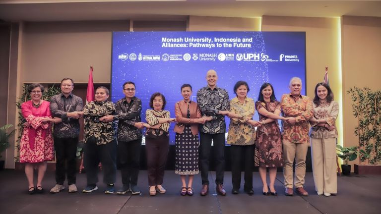 Fasilitasi Pendidikan dan Riset Berkualitas Gapai Indonesia Emas 2045, Monash University-Indonesia Bentuk Aliansi Strategis