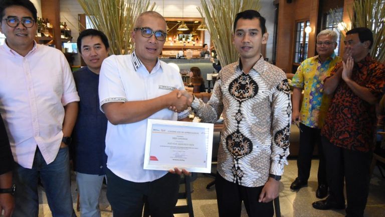 Pentingnya Budaya Safety, Dirut Pertamina Drilling Berikan Apresiasi pada Pekerja