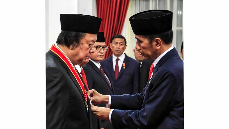 Dato Sri Tahir Bicara soal Kehati-hatian Presiden Jokowi Biayai Infrastruktur