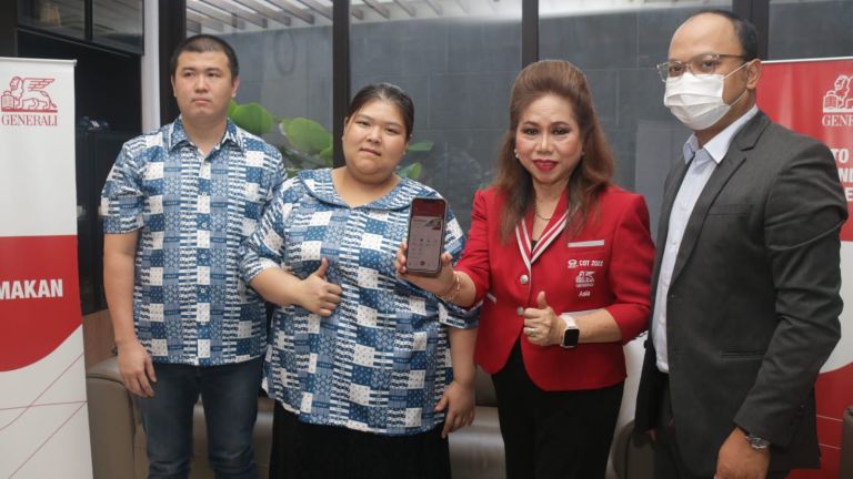 Tunjukkan Komitmen, Generali Indonesia Bayar Klaim Nasabah Rp4,5 Miliar