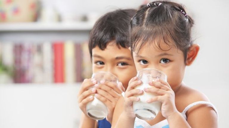 Menguak Fakta soal Kandungan Gula dan Nutrisi dalam Susu UHT Anak