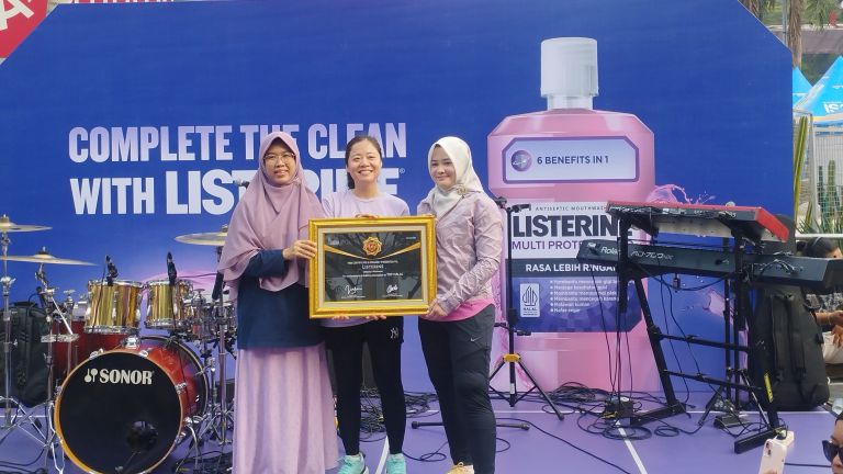 Keberhasilan LISTERINE® Kantongi Rekor MURI dan Top Halal Award 2024