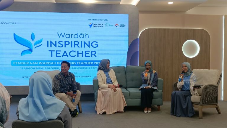 Apresiasi Pahlawan Tanpa Tanda Jasa dalam Wardah Inspiring Teacher: Program Pemberdayaan Guru Indonesia