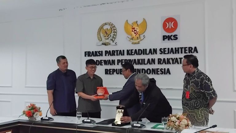 Sabet Penghargaan Legislator Paling Aspiratif, Mulyanto: Ini Menjadi Penyemangat