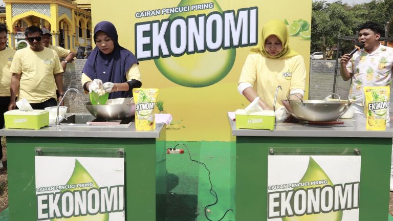 WINGS Luncurkan Sabun Pencuci Piring Pertama dengan Kesegaran Nanas