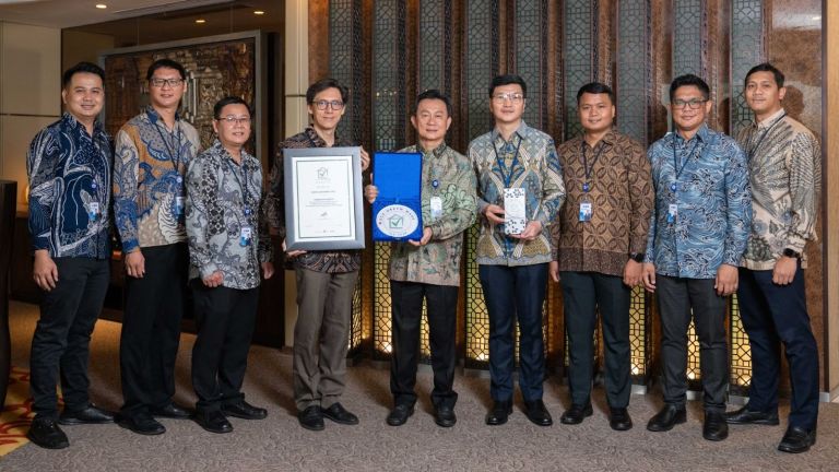 Wisma BCA Foresta Raih Sertifikat Green Mark Super Low Energy Building Pertama di Indonesia