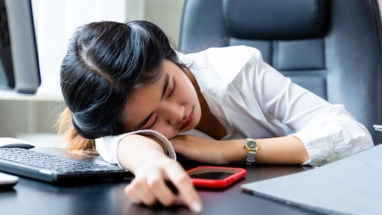 7 Manfaat Tidur Siang: Keajaiban Tidur untuk Tajamkan Daya Ingat hingga Sehatkan Jantung!