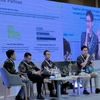 Cetak ROI 12%, CEO Paper.id Usulkan Solusi Digital Supply Chain di Economic & Business Outlook 2025