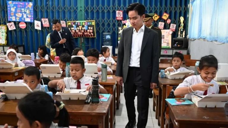 Hari Ini SMPN 270 Jakut yang Ditinjau Wapres Gibran untuk Uji Coba Makan Siang Gratis