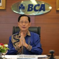 Prinsip Becoming A Role Model dan Keramahtamahan Jahja Setiaatmadja yang Membudaya di BCA