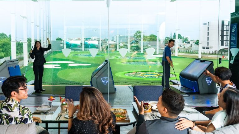 Spot Nongkrong Terbaru di Jakarta, Topgolf Jakarta Resmi Dibuka 27 Oktober 2024