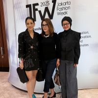 ISSHU Hadirkan Koleksi Futuristik dan Eksentrik di Jakarta Fashion Week 2025