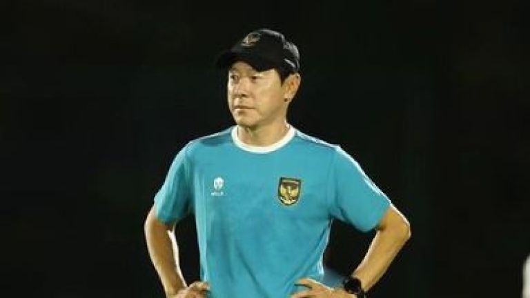 Rahasia Tetap Bugar ala Shin Tae-yong, Yuk Simak Tips dari Coach Shin!