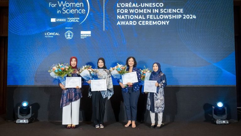 Keren! 4 Perempuan Peneliti Ini Raih Penghargaan L’Oréal-UNESCO For Women in Science 2024