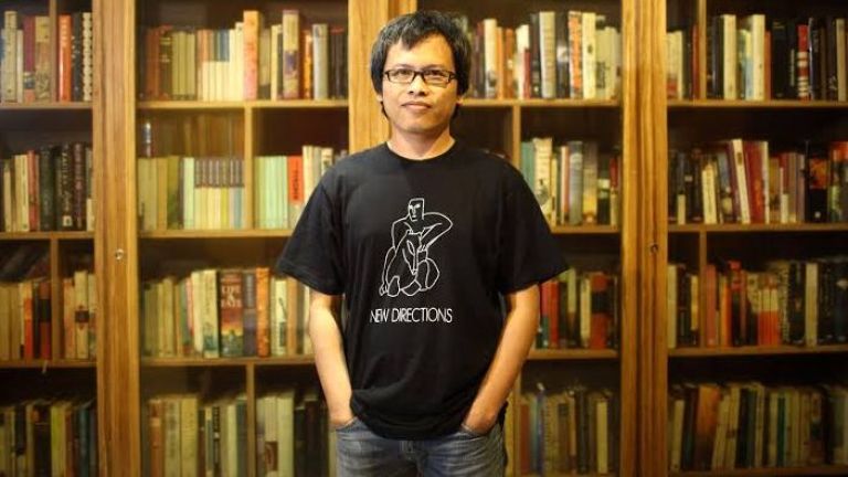 Menyelami Sastra Indonesia Melalui Daftar Buku Karya Eka Kurniawan