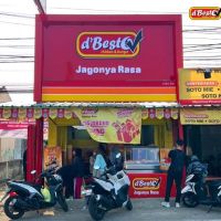 Kisah Perjalanan d’Besto: Dari Ayam Goreng Kaki Lima hingga Ratusan Outlet Menjamur di Mana-mana