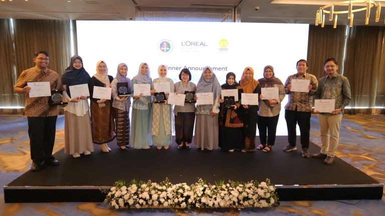 L’Oréal Indonesia Rayakan Inovasi melalui Dermatologi dengan  Hair & Skin Research Grant 2024