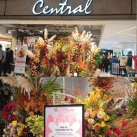 Central Department Store Rayakan Ulang Tahun ke-10 Lewat Keindahan Bunga, Seperti Apa?