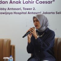 Dokter Ungkap Perawatan Pasca Kelahiran Caesar Baik untuk Ibu dan Bayi