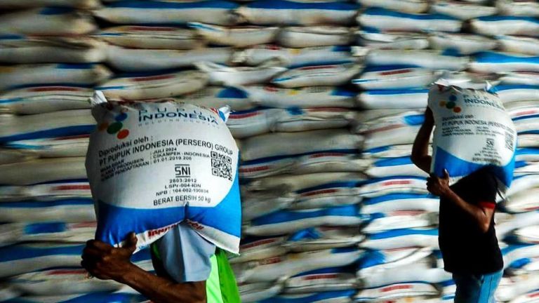 Pupuk Indonesia: Stok Pupuk Nasional Jelang 2025 Capai 1,4 Juta Ton