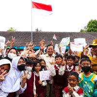 Prabowo Respons Usulan Dana Zakat untuk Program MBG