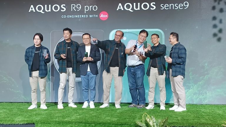 Smartphone AQUOS R9 dan AQUOS sense9 Garapan Sharp Resmi Diluncurkan di Indonesia