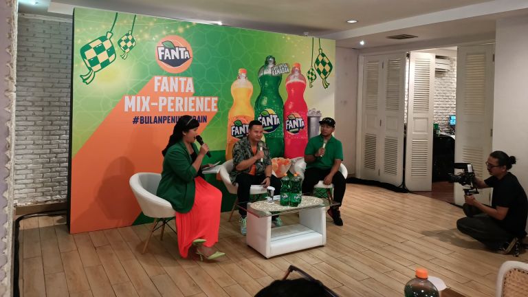 Fanta Hadirkan Varian Fruit Punch, Kesegaran Baru untuk Ramadan